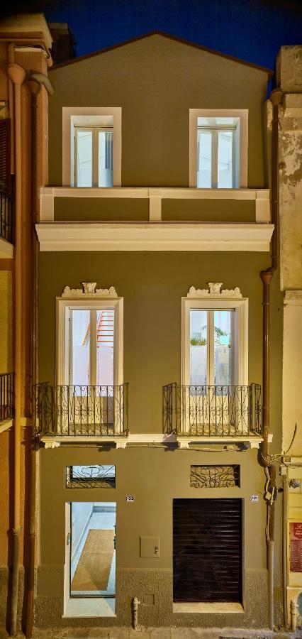 Right House - Indipendent In Characteristic Marina District Apartman Cagliari Kültér fotó